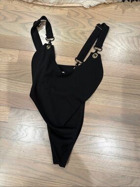 Fashion Nova Black Adjustable-Strap Bodysuit